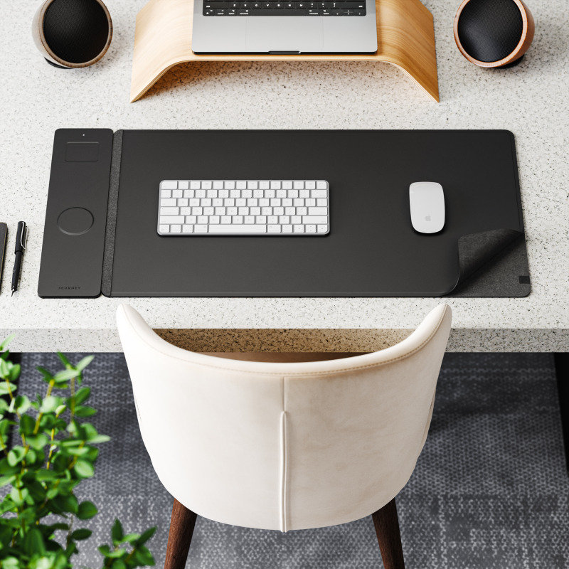 Journey ALTI Wireless Charging Desk Mat | Ebuyer.com