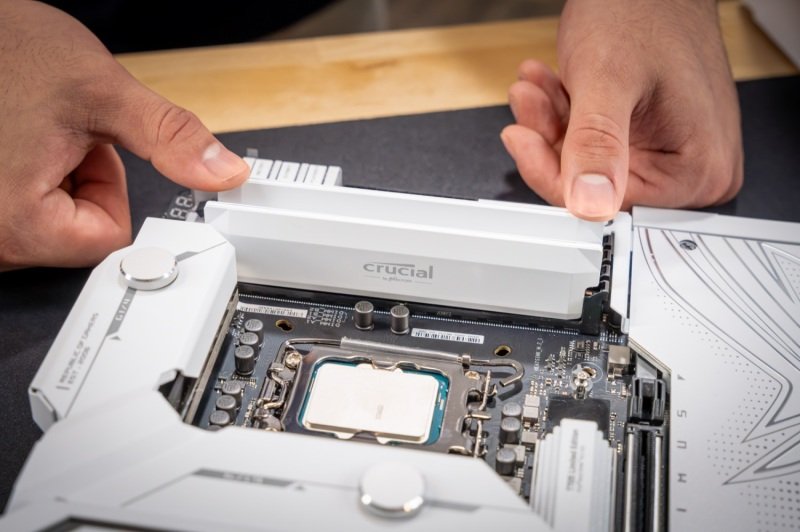 Crucial Pro Overclocking 32GB (2x16GB) 6000MHz CL36 DDR5 Crucial Pro Overclocking 32GB (2x16GB) 6000MHz CL36 DDR5